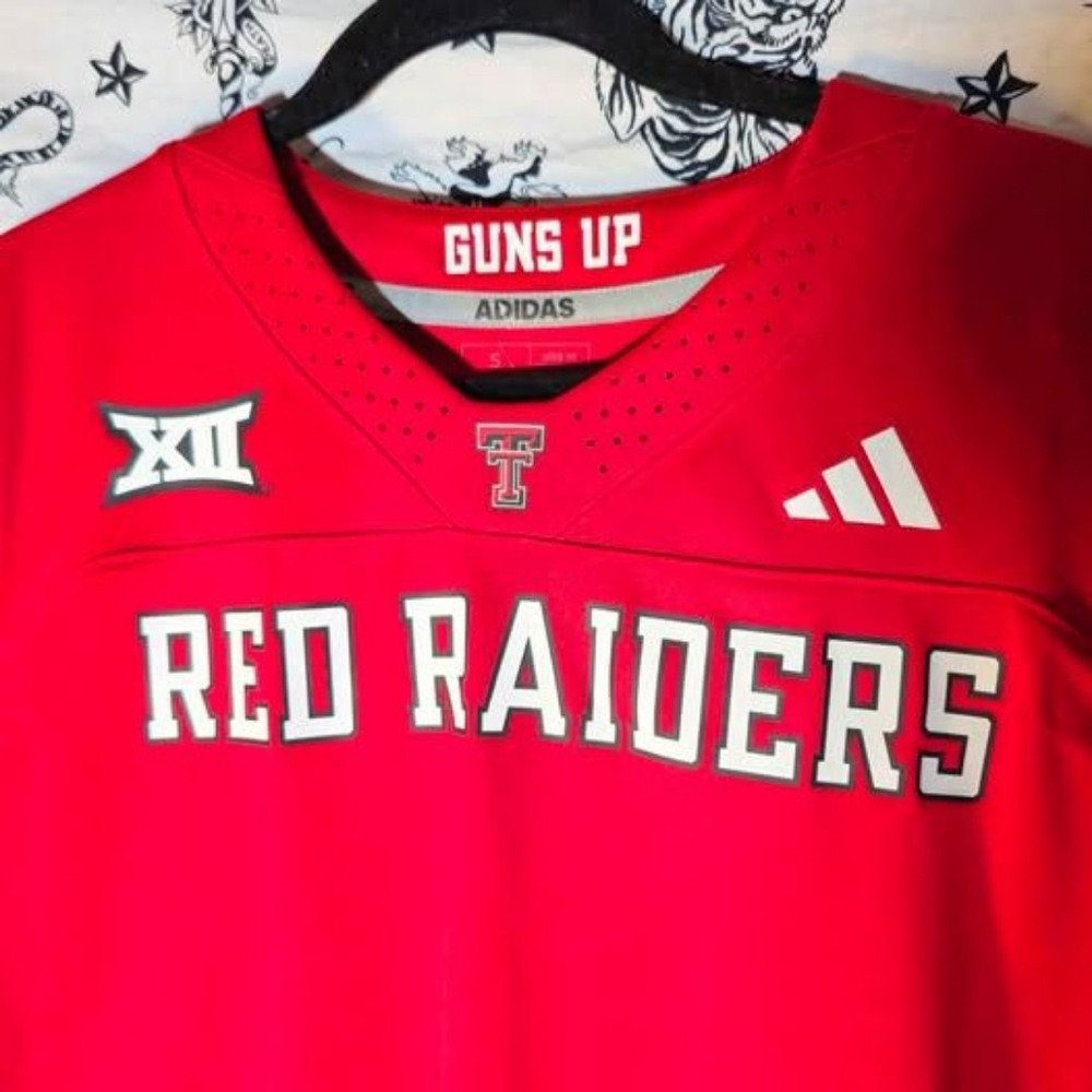 Adidas Texas Tech Red Raiders NIL Blank Nameplate Men's Football Jersey (Small) - Picture 5 of 6